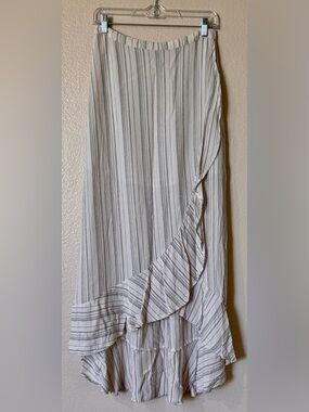 American Eagle 100% Viscose Tiered Ruffle High-Low Faux Wrap Skirt Cream Medium